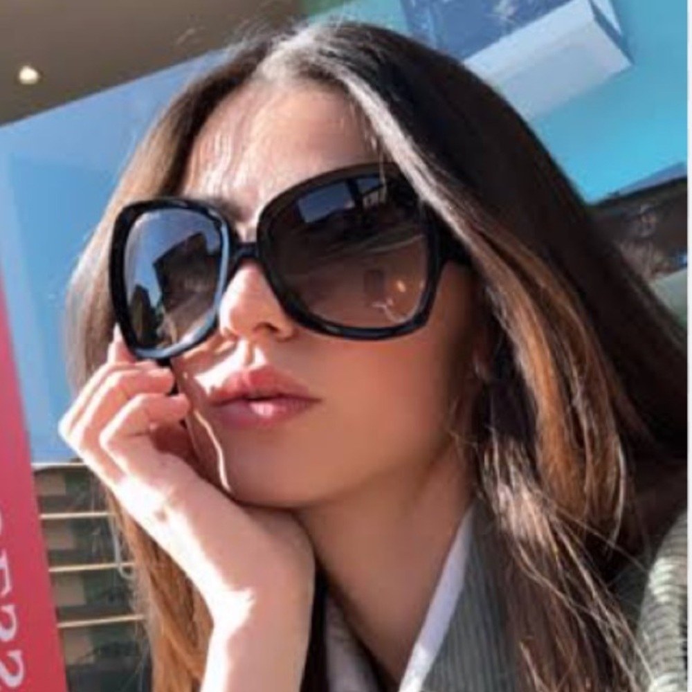 Excluded Tom Ford Sunglasses, New 295 - Picture 2 of 5